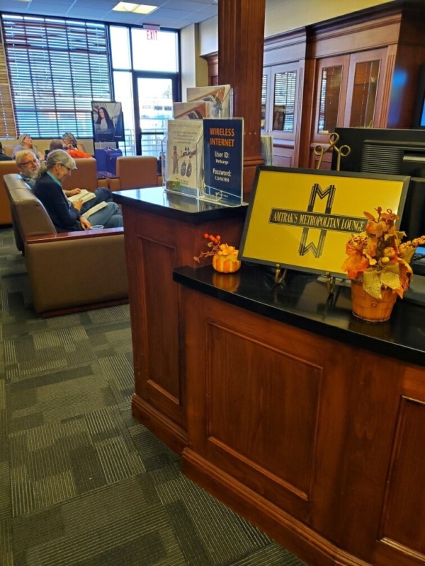 Brief stop in Los Angeles to spend a little time in Amtrak version of United Air Lines Red Carpet Club before climbing on next train.