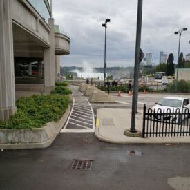 A glimpse of Niagra Falls on the way to Toronto